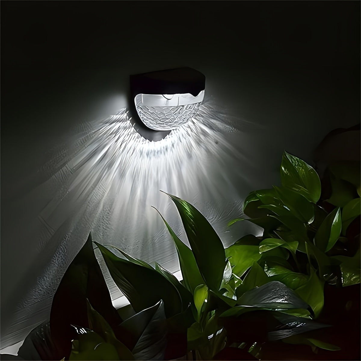 Solar outdoor LED light fixtures