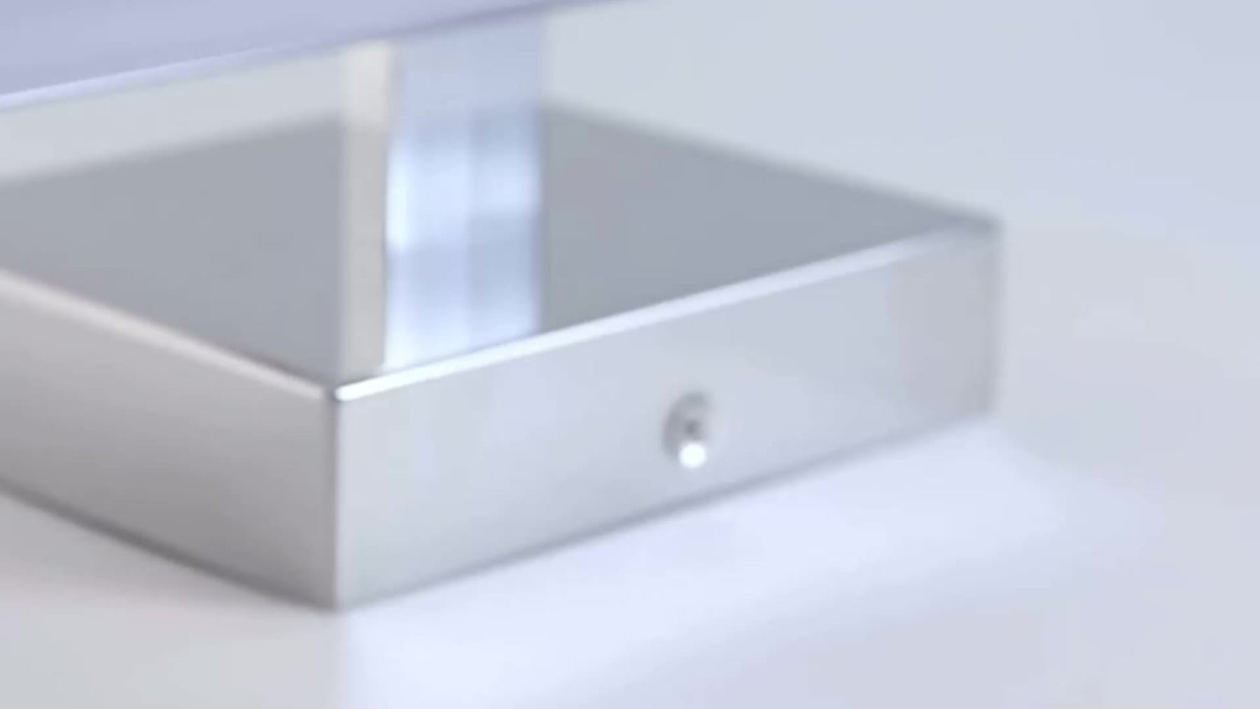Linear led bathroom light fixtures