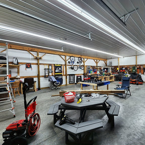 Linkable Fluorescent Tube Light Fixtures